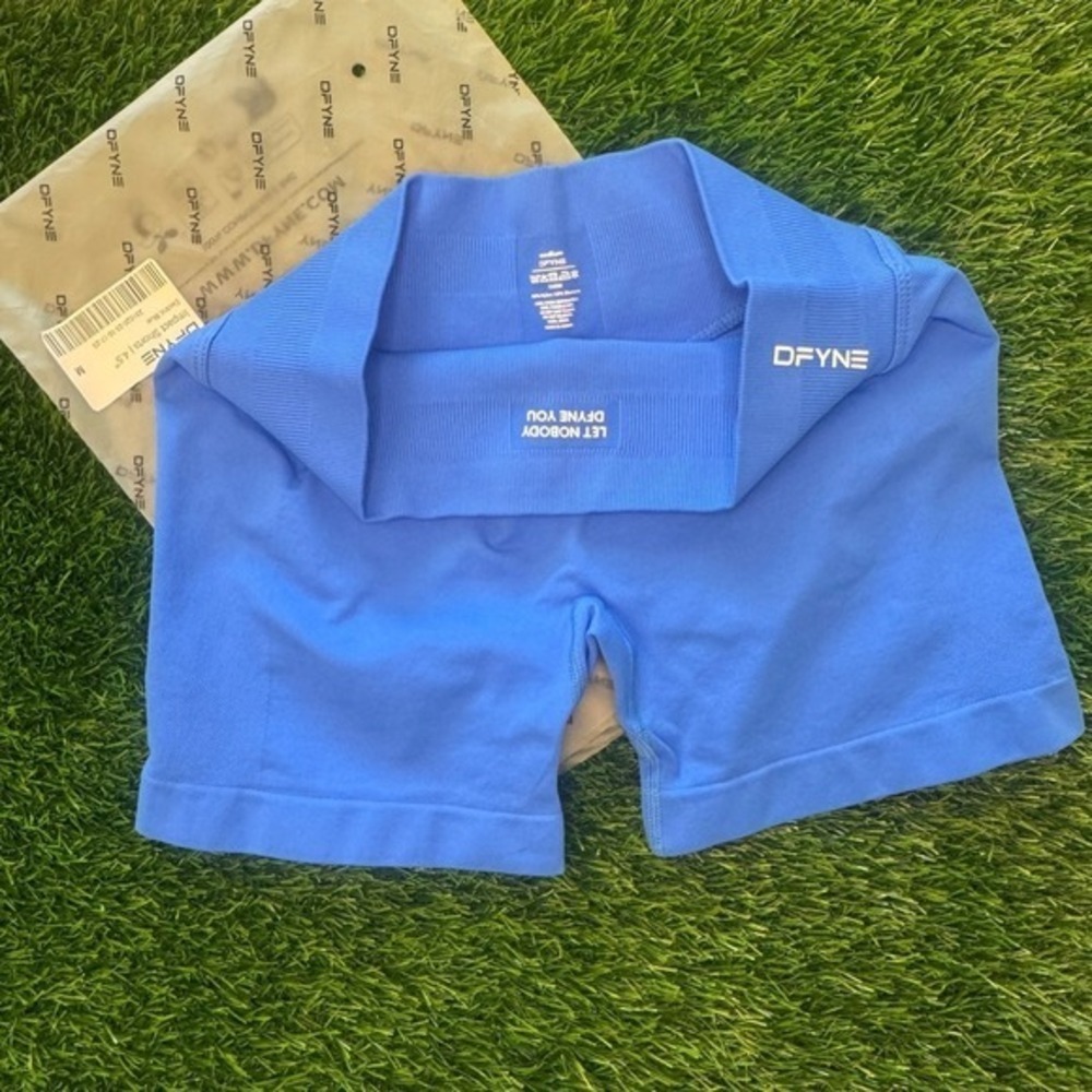 DFYNE Impact Shorts 4.5" - Picture 3 of 5